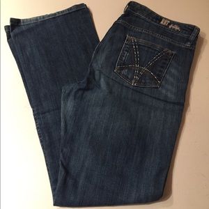 Kut from the Kloth Jeans- Farrah baby Bootcut